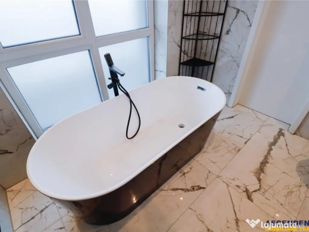 Penthouse Qualis Tractorul Brasov,terasa panoramica,3 balcoa 