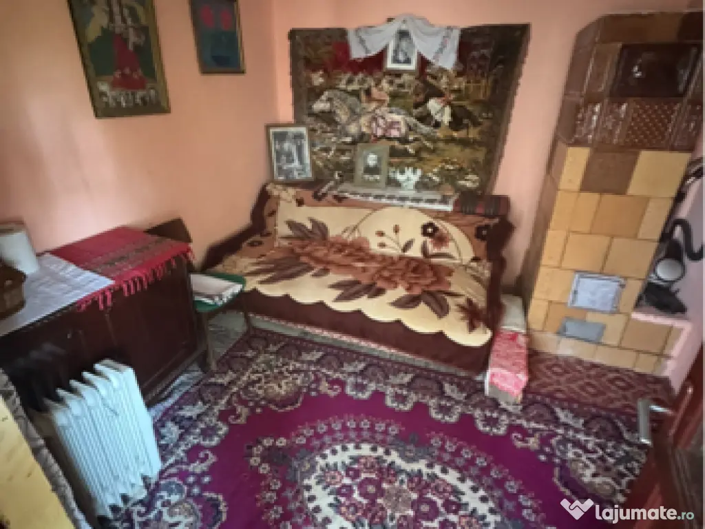 Casă de vânzare Calugareni sat Hulubești 