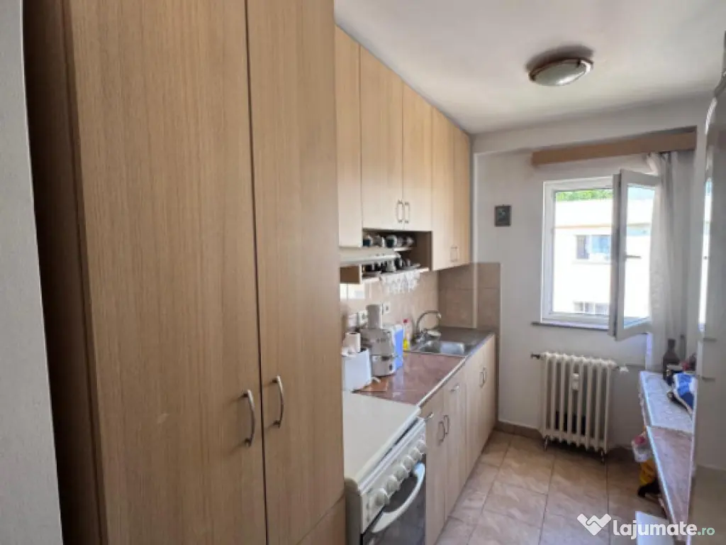 Apartament 3 camere , zona Hurmuzachi , Radauti 