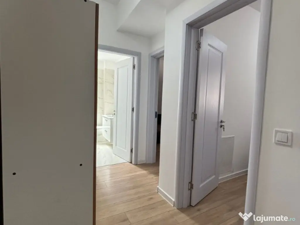 Ap. 1 cam decomandat, bloc nou, mobilat si utilat, se acceptă credit 