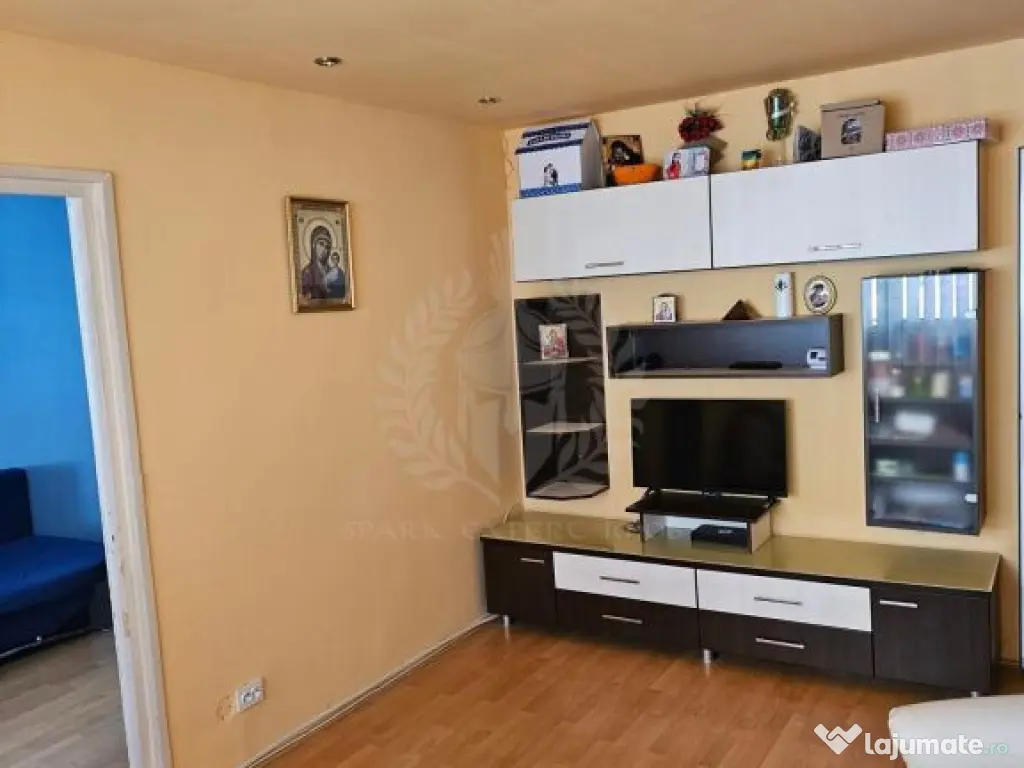 Apartament 2 camere. Plopeni. Zona Centrala 