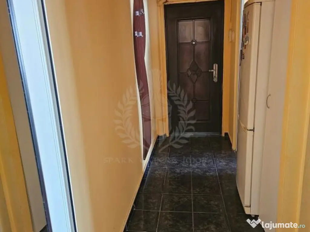 Apartament 2 camere. Plopeni. Zona Centrala 