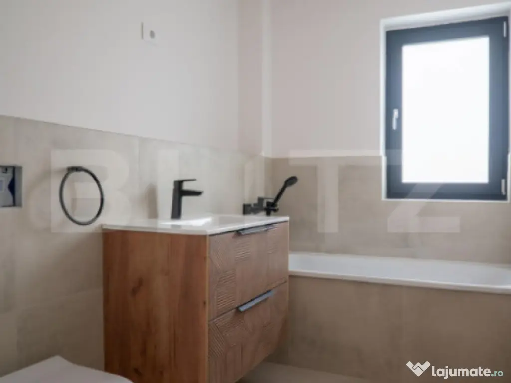 Casă P+1, 3 dormitoare, 363 mp teren, zona Ford 