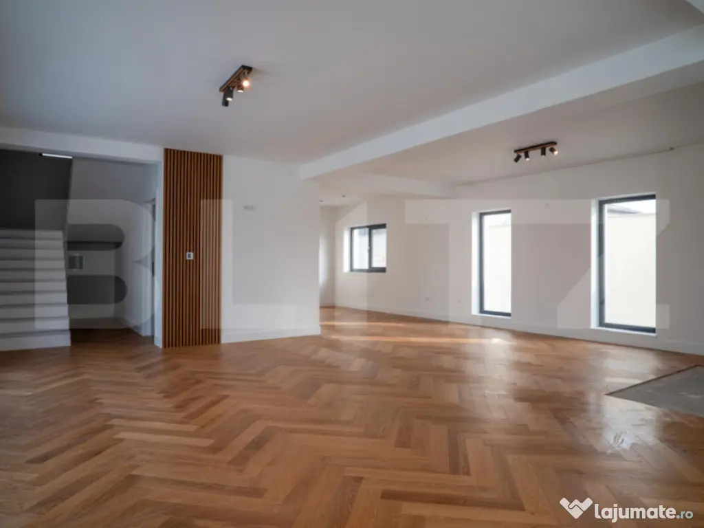 Casă P+1, 3 dormitoare, 363 mp teren, zona Ford 