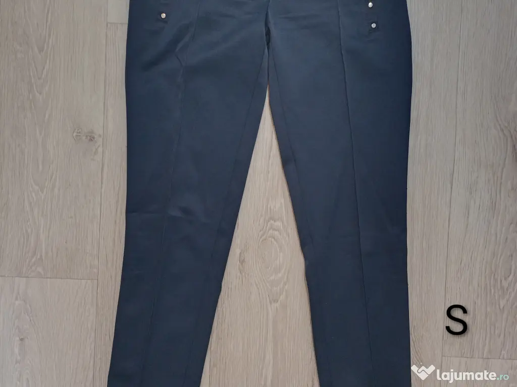 Îmbrăcăminte pentru femei 