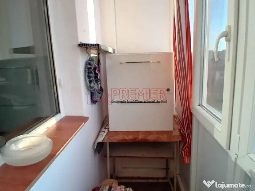 Nitu Vasile - Bd Brancoveanu 2 camere decomandat 