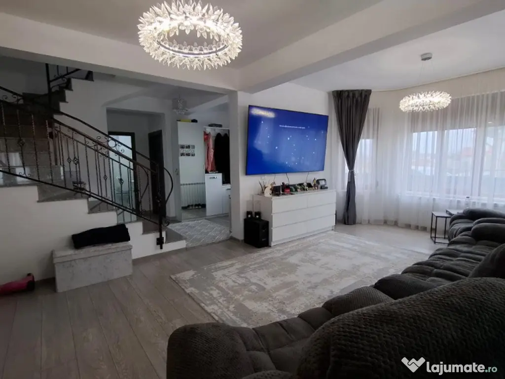 Casa de vanzare în cartier Sud Focșani-Militari 