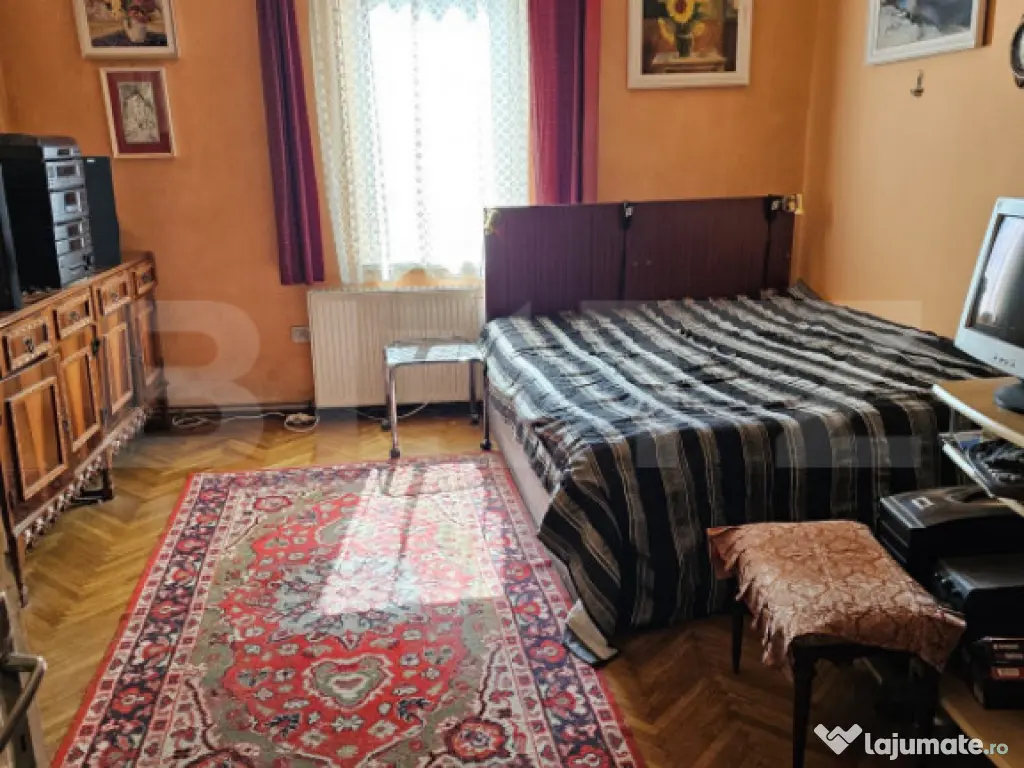 Casă individuală, central, 306 mp teren, Târgu Mureș 