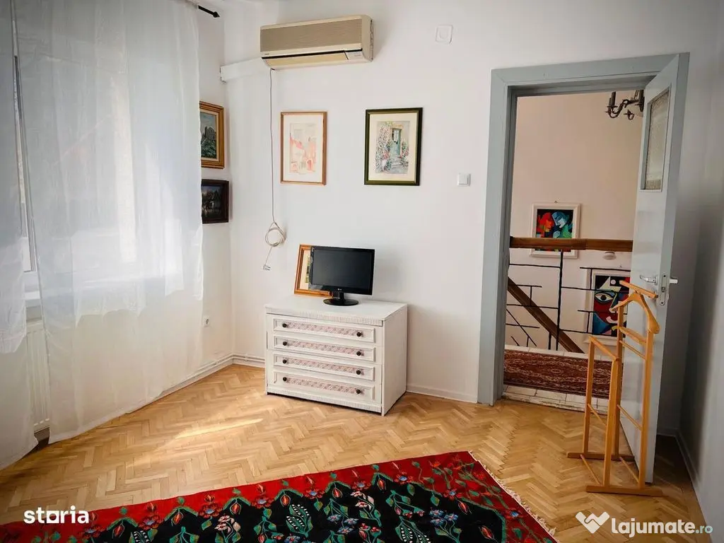 Casa tip Duplex P+1E + demisol + garaj | Zonă centrală ... 