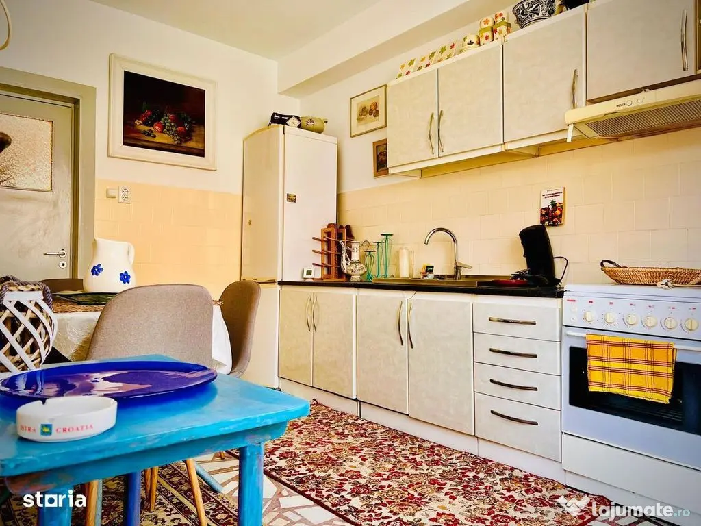 Casa tip Duplex P+1E + demisol + garaj | Zonă centrală ... 