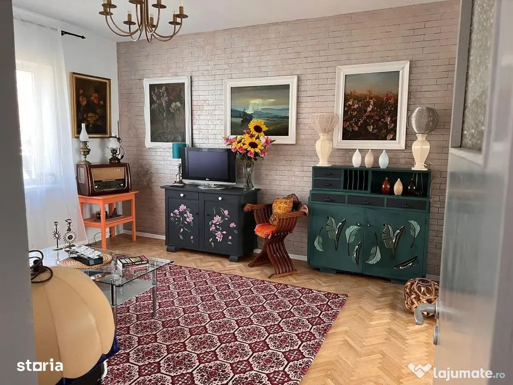 Casa tip Duplex P+1E + demisol + garaj | Zonă centrală ... 