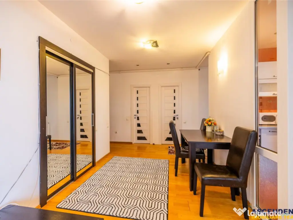 3D Film! Decomandat, etaj2, terasa, parcare, Central, Brasov 