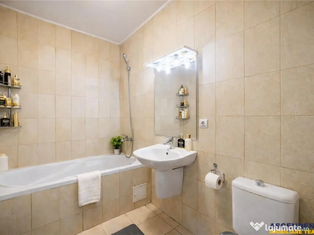 3D Film! Decomandat, etaj2, terasa, parcare, Central, Brasov 