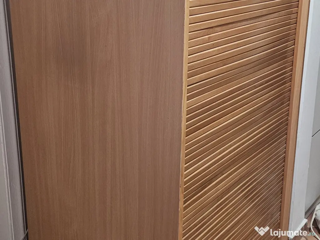 Dulap in stare foarte buna 