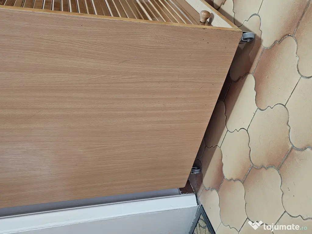 Dulap in stare foarte buna 