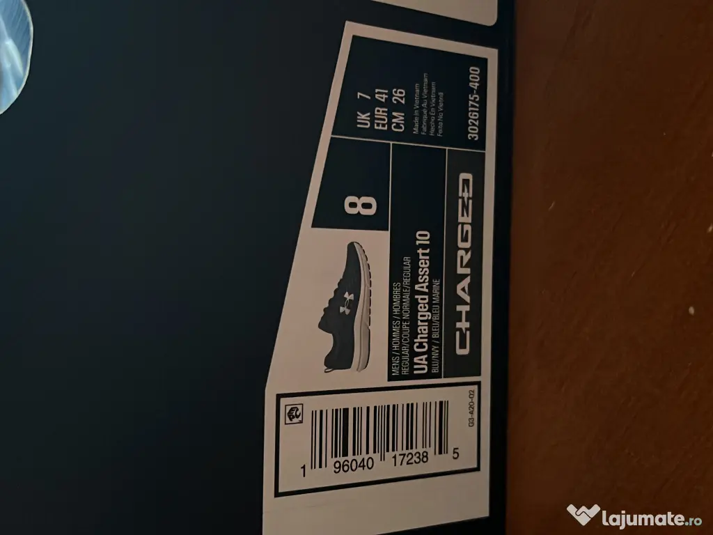 Adidași Under Armour 