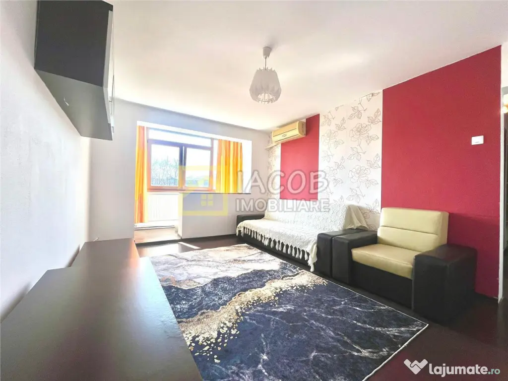 Apartament 3 camere decomandate, strada Martir Horia, Bacau 