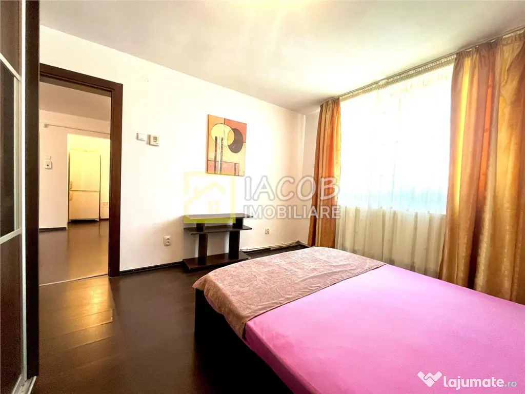 Apartament 3 camere decomandate, strada Martir Horia, Bacau 