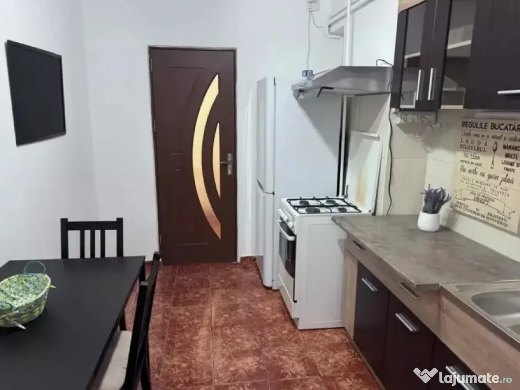 Apartament 1 camera D, in Gara, 