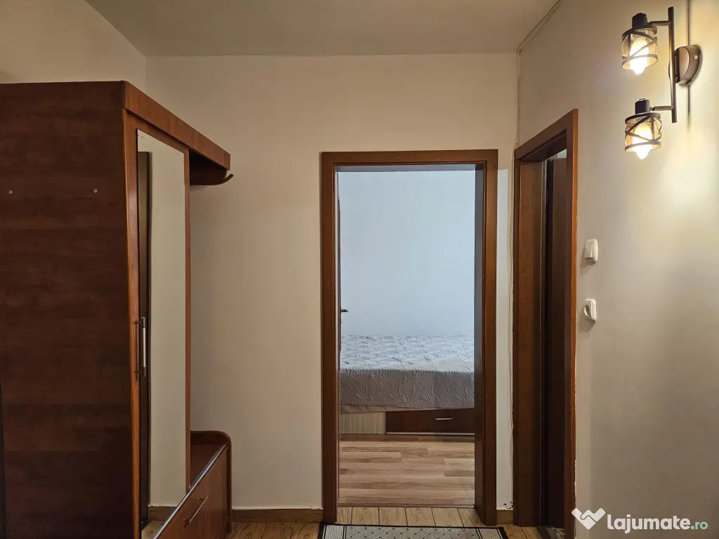 Garsoniera Piata Dorobanti, etaj 3 