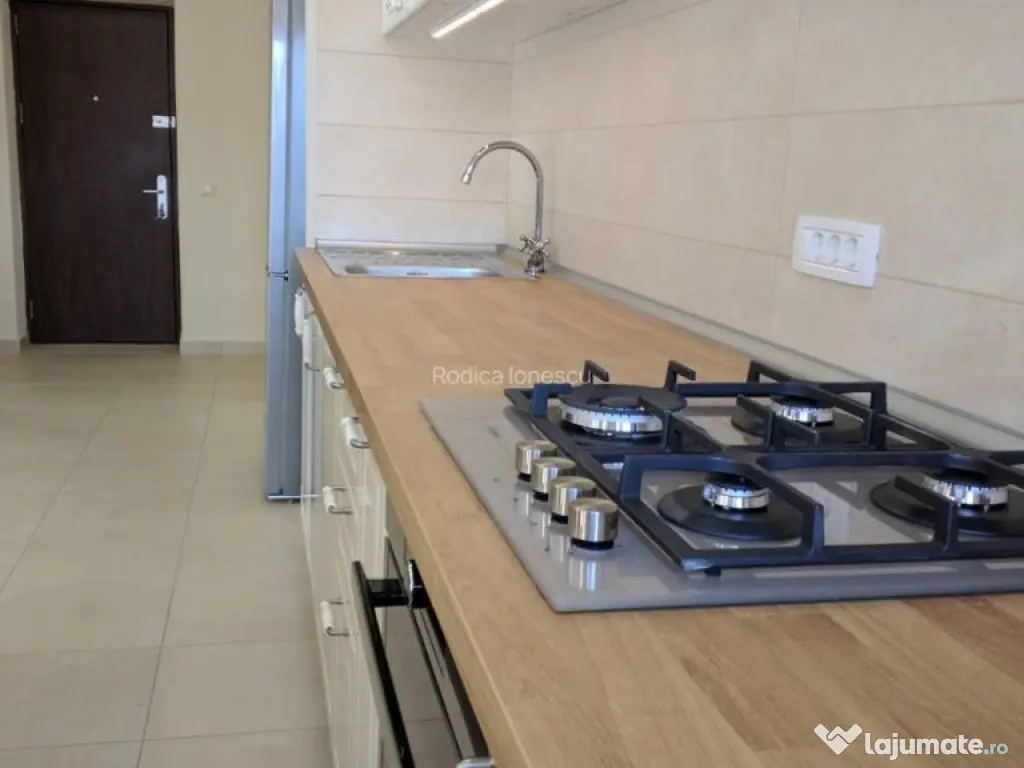 Decebal muncii etaj 4