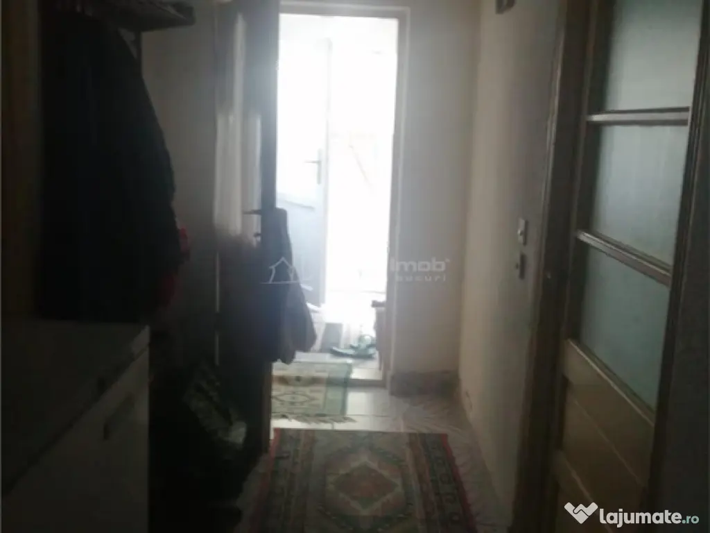 Casa P E, teren 207 mp, zona centrala, pretabila - clinica, 