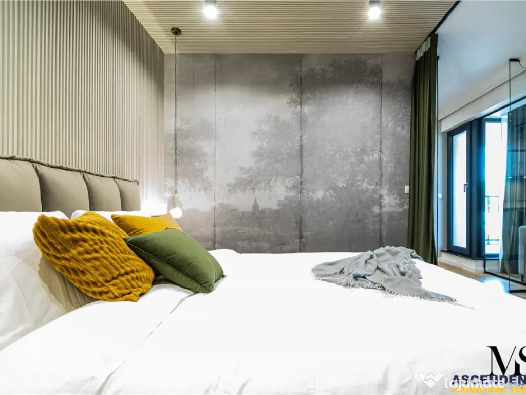 Cosmopolit Central, Studio LUX in fin aliniament, parcare s