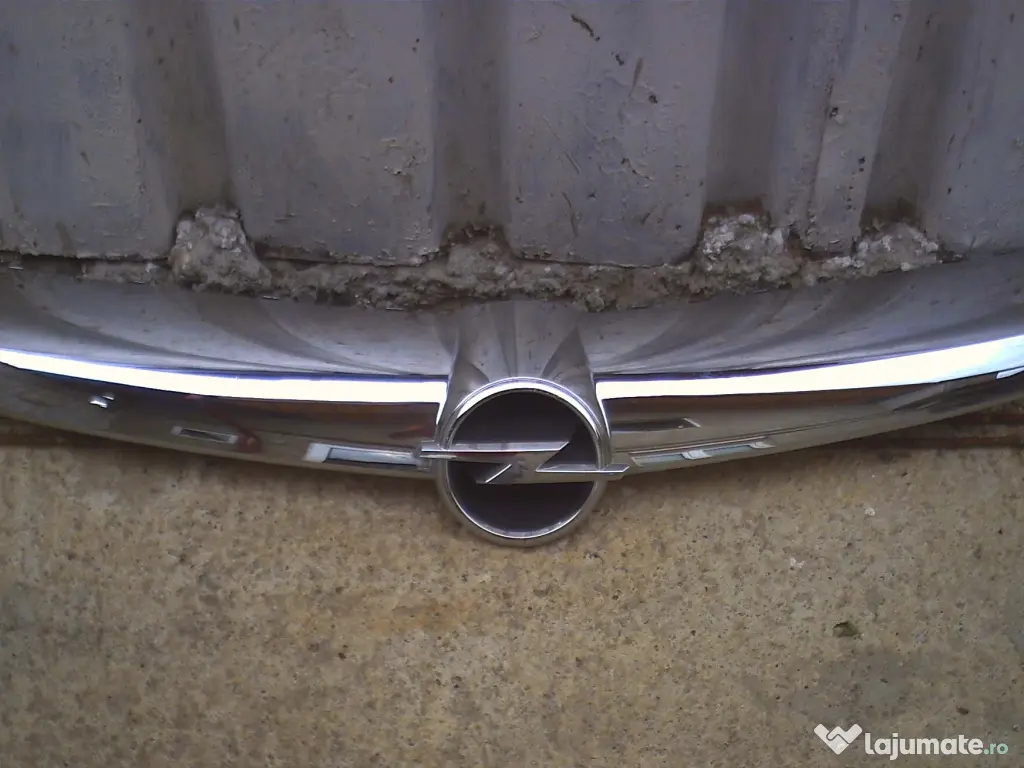 grila cromata Opel Corsa D 