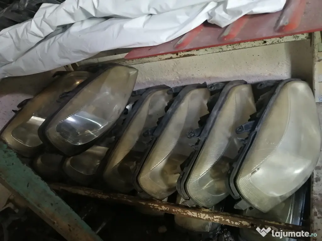 far Opel Astra G dreapta 