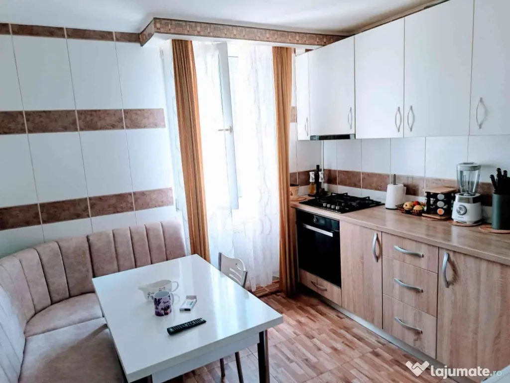 Apartament 2 camere de vînzare 