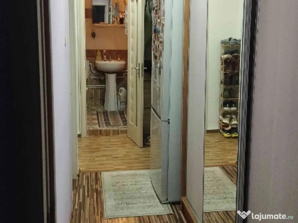 Apartament 2 camere de vînzare 