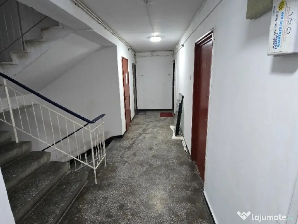 Apartament 2 camere Sector 4, Etaj 2, anvelopat