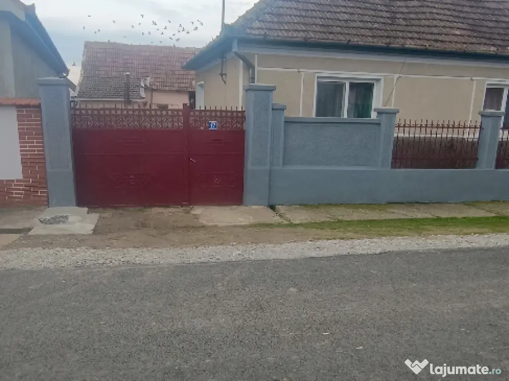 Vând casă în Sabolciu 
