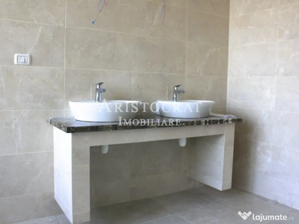 Vila duplex in apropriere de DN1