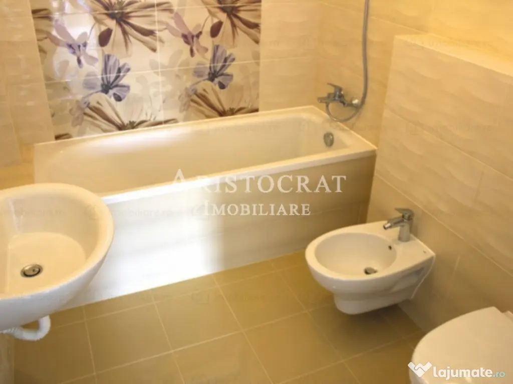 Vila duplex in apropriere de DN1