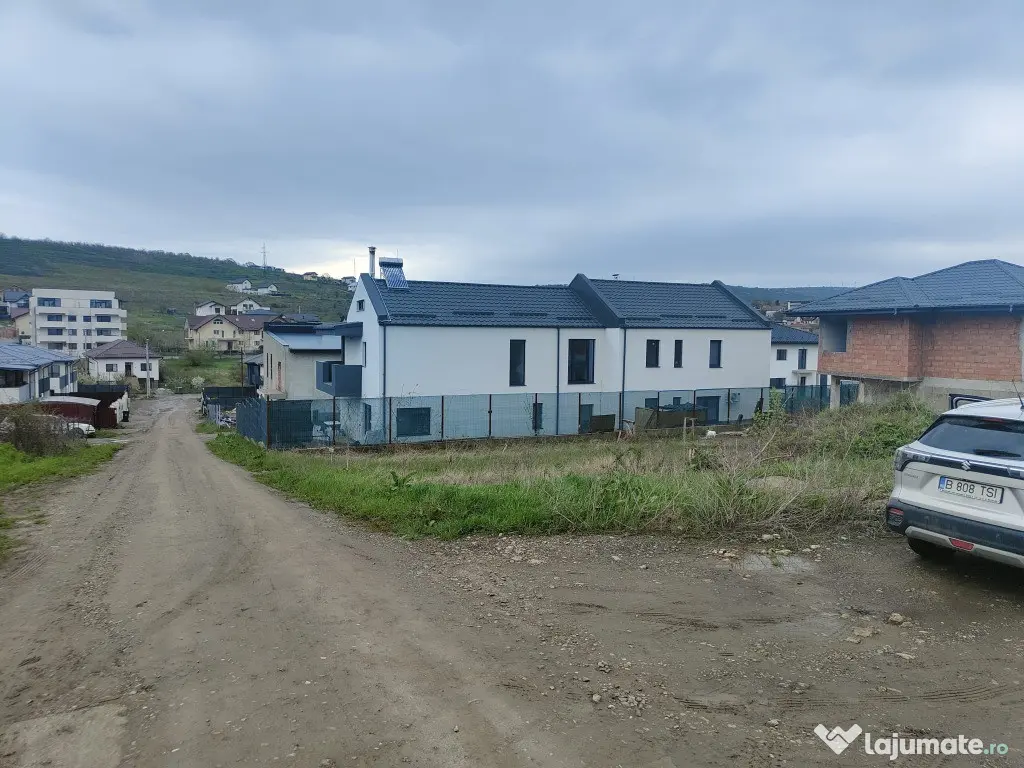 Bucium intravilan 3600 mp Regim de inaltime P+2E 