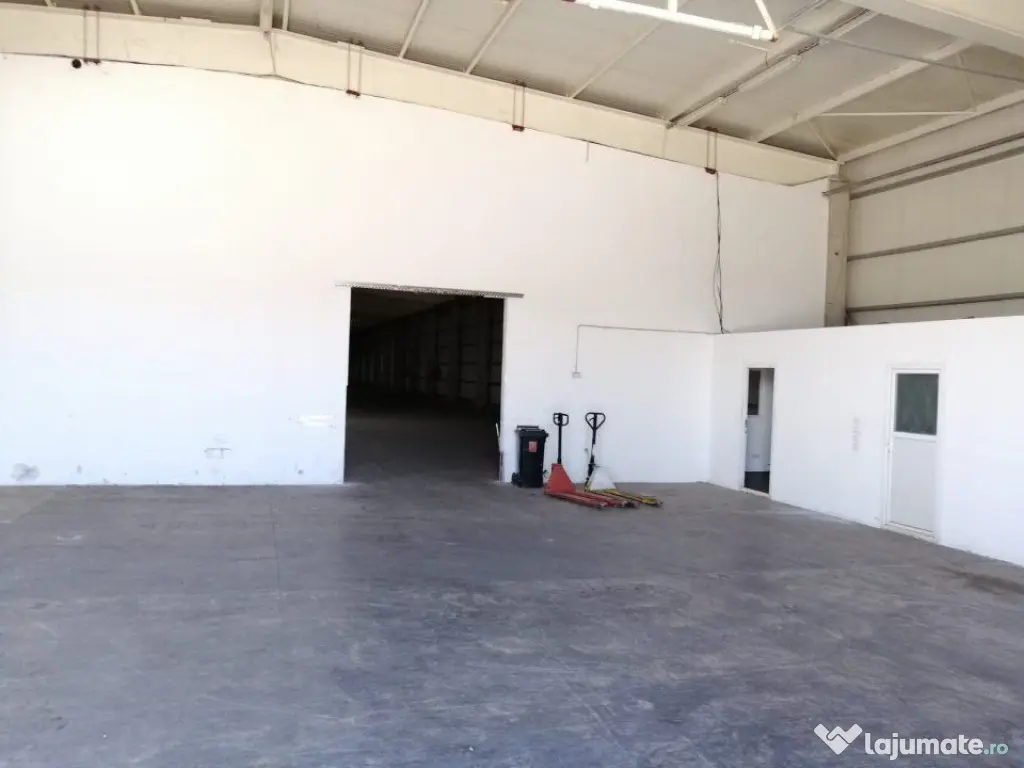 Spatiu depozitare si productie Militari