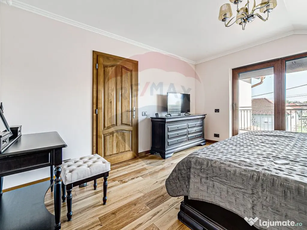 Vila speciala de vanzare/inchiriat in Sanleani Arad