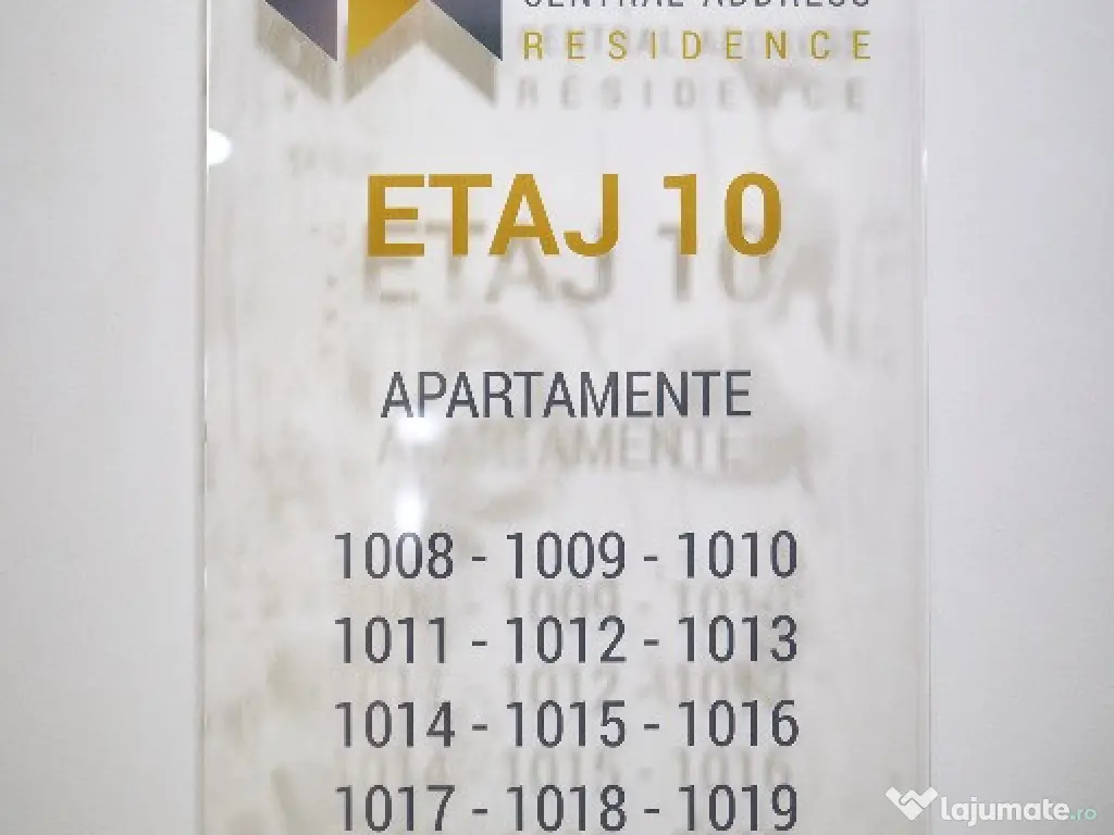 Central Address Residence / Garsoniera 