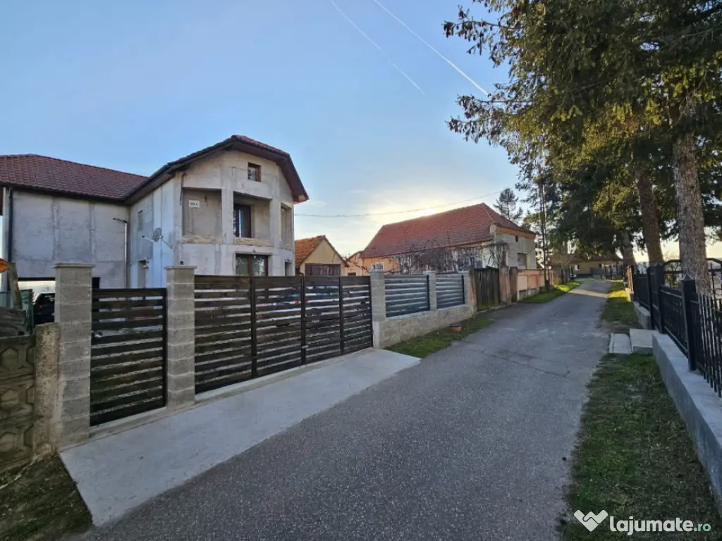 Casa noua cu teren zona Harau 