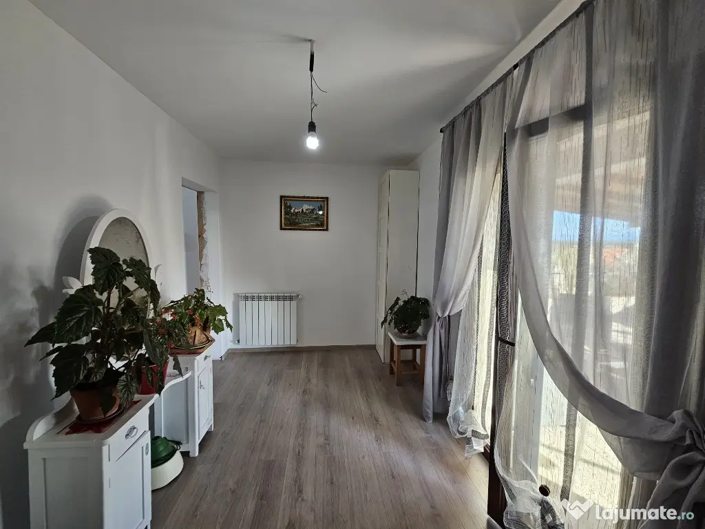 Casa noua cu teren zona Harau 