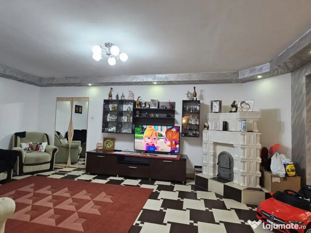 Zona AFI Palace casa la preț de apartament 2 camere central 