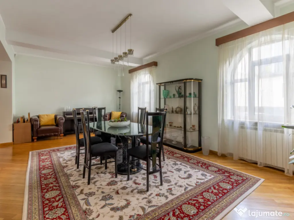 Vila zona Kiseleff-Aviatorilor 