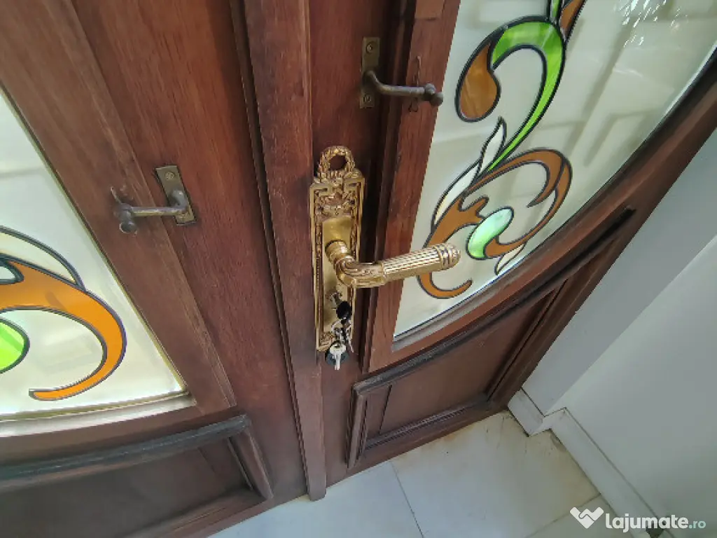 Zona Bd. Dacia imobil reprezentativ 9 camere 