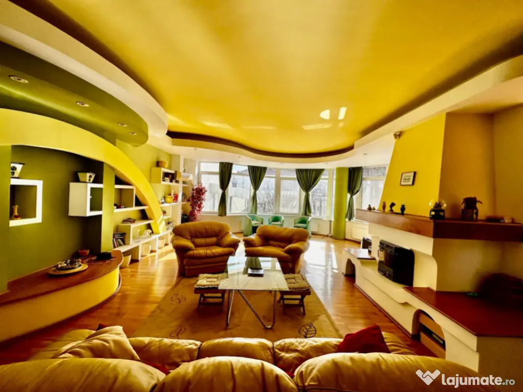 Vilă S+P+1+M in zona Faleza Nord - Universitate 