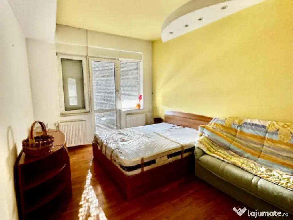 Vilă S+P+1+M in zona Faleza Nord - Universitate 