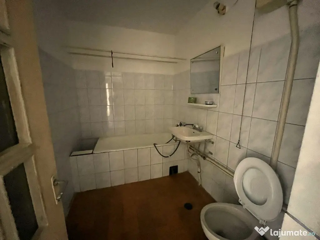 Apartament 2 camere etajul 4 SPITAL -JUDETEAN TULCEA 