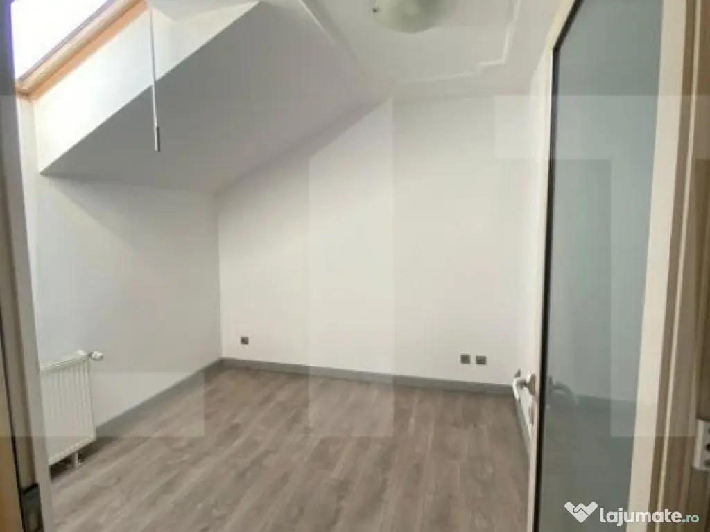 Casa cu 8 camere, 315 mp utili, pentru clinica, birou sau lo