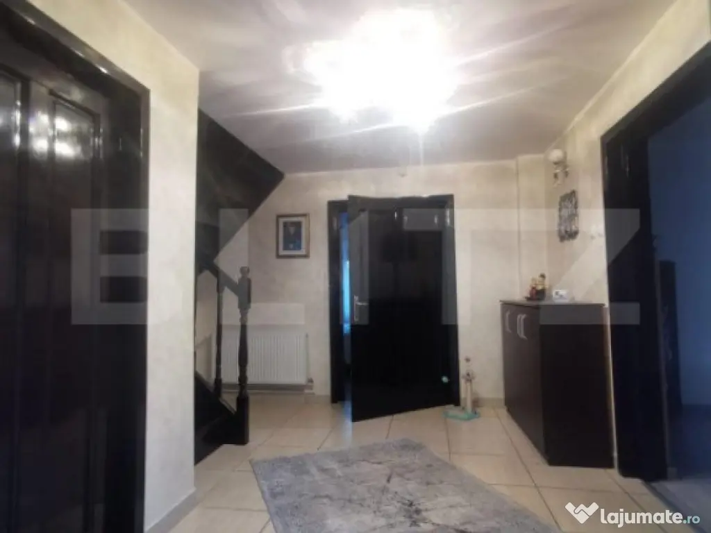 Casa individuala 5 camere, zona Centrala Radauti