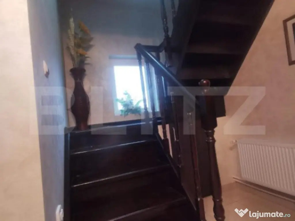 Casa individuala 5 camere, zona Centrala Radauti